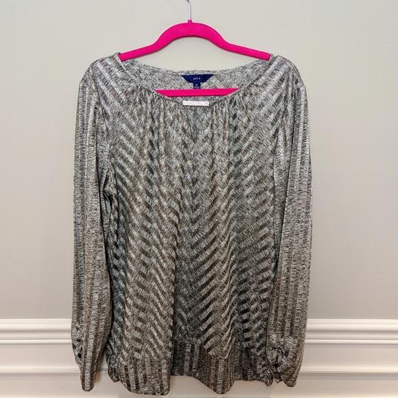APT 9 Textured Silver Top - Diagonal Lines - Picture 3 of 8